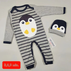 Сірий котоновий чоловічок із шапочкою